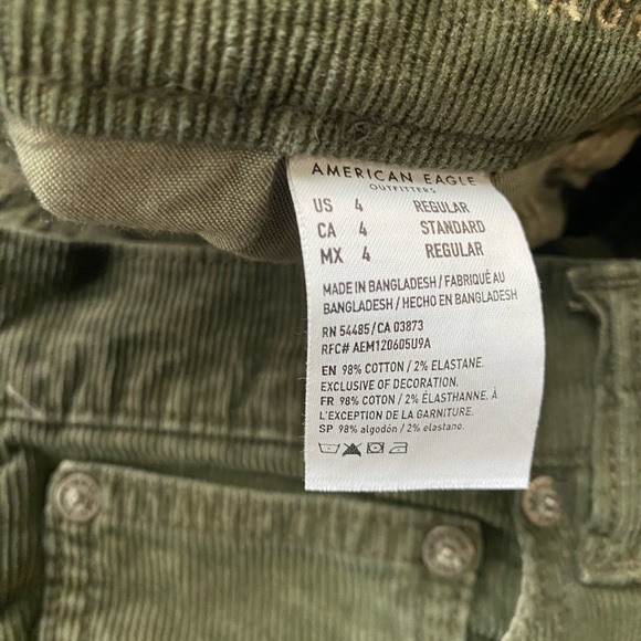 American Eagle Corduroy olive green pants 90’s straight, Size 4, great condition - Picture 3 of 6